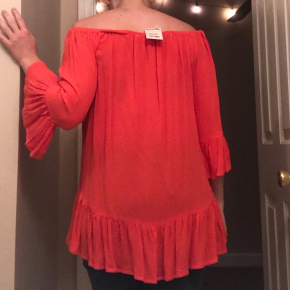 Top - Picture 3 of 6